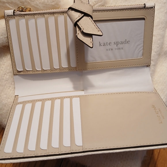 Kate Spade NWT Light Cream Pebble  Leather Wallet with Knott Accent KH174 - Picture 2 of 8